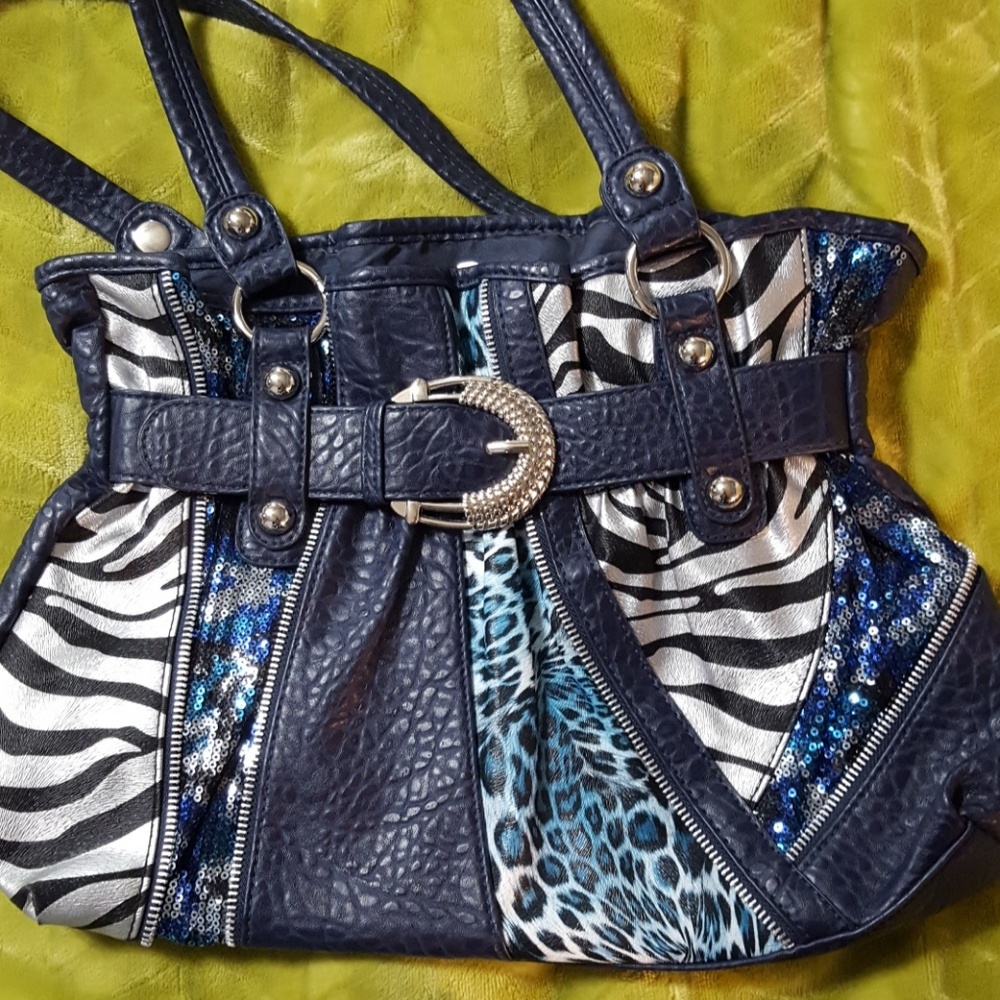 5/$25! Multiple blue purse with animal print